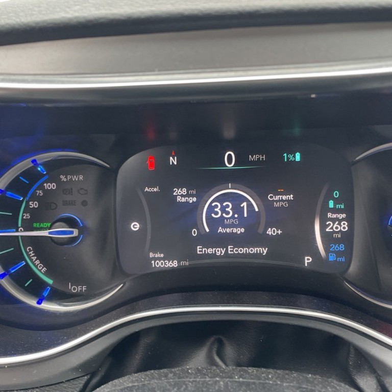 2017 Chrysler Pacifica Image 13