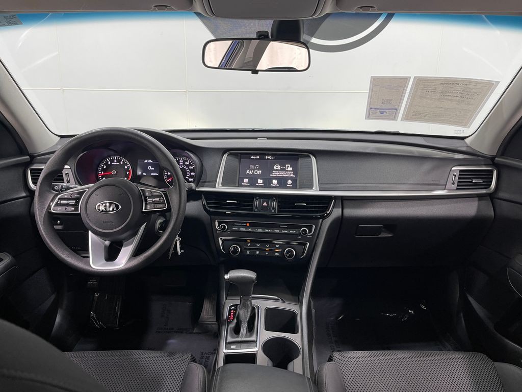 2020 Kia Optima Image 17