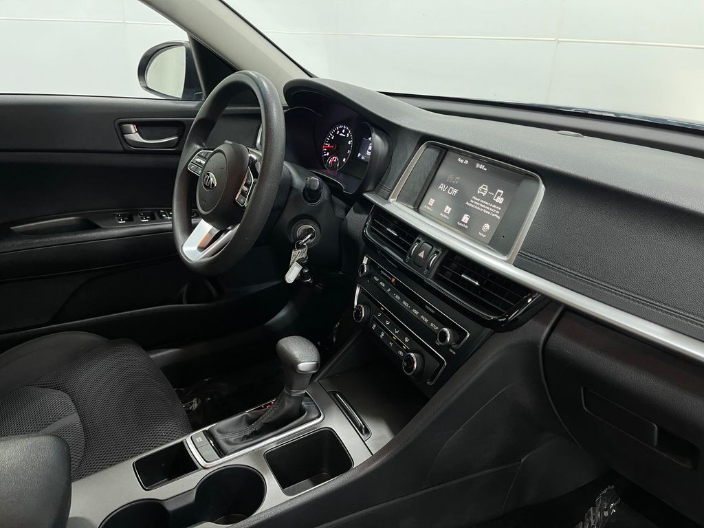 2020 Kia Optima Image 18
