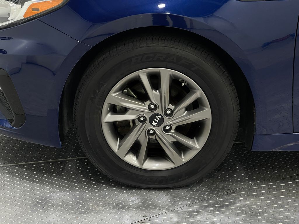 2020 Kia Optima Image 33