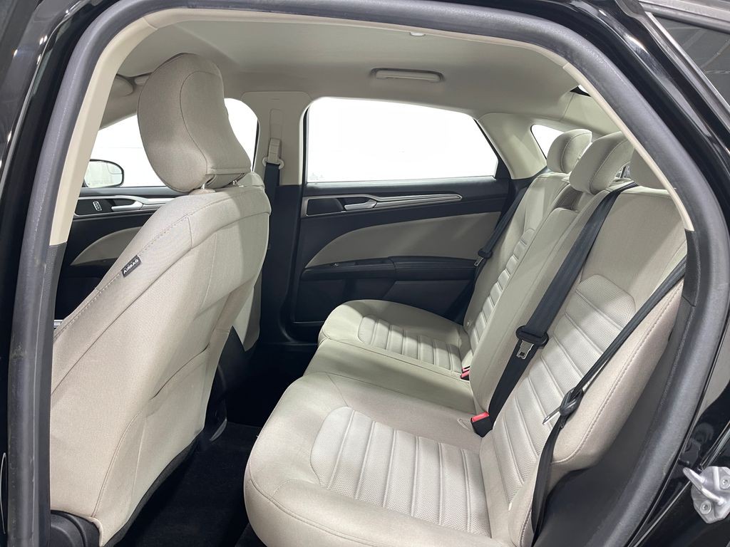 2018 Ford Fusion Image 28