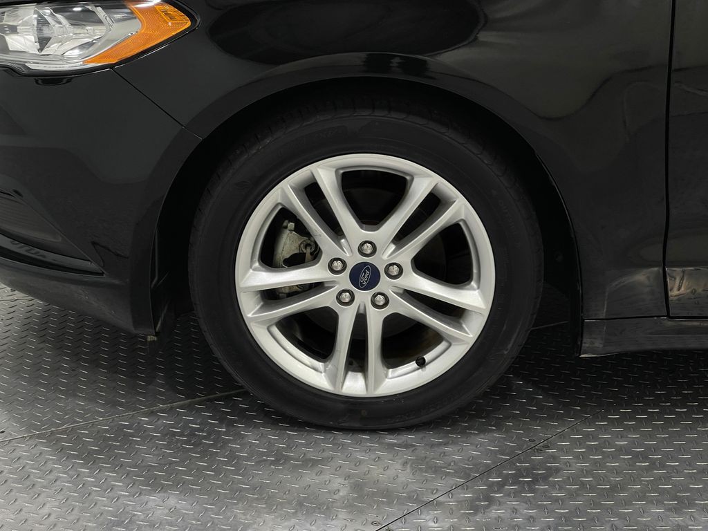2018 Ford Fusion Image 33