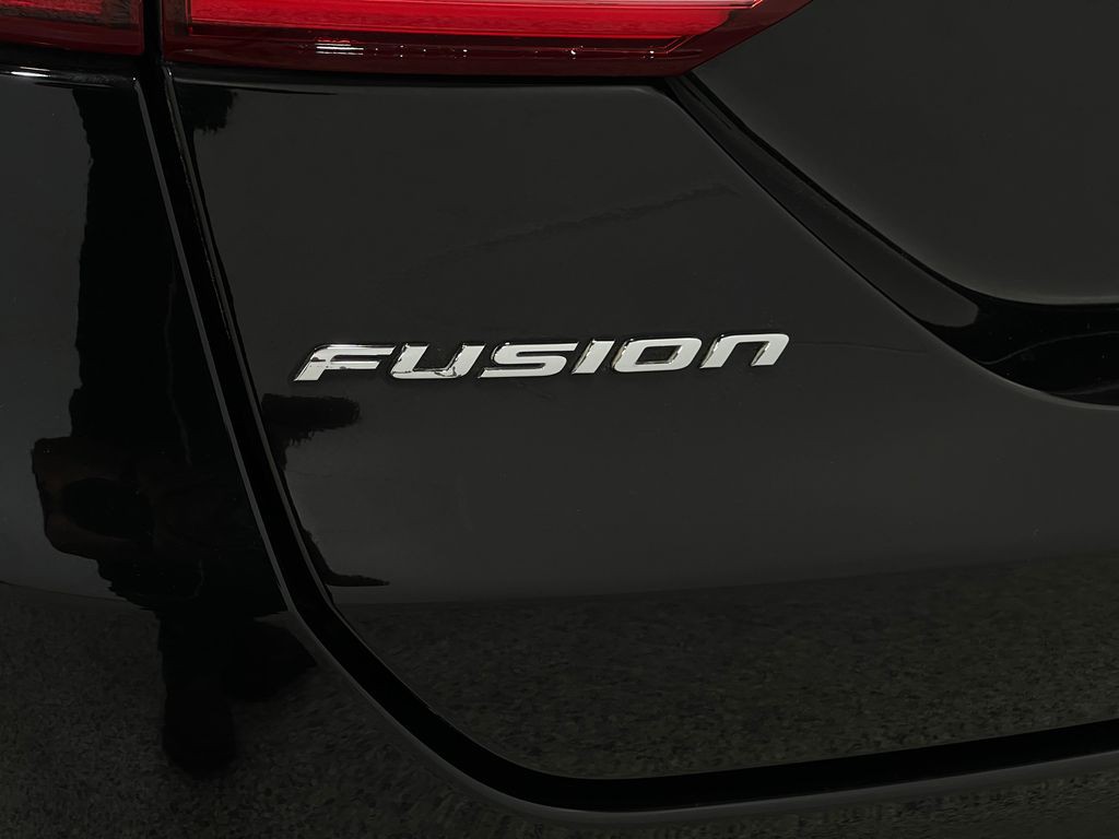 2018 Ford Fusion Image 38