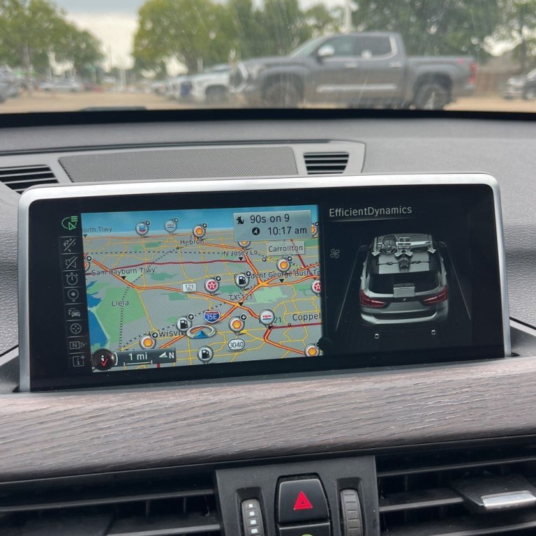 2017 BMW X1 Image 15