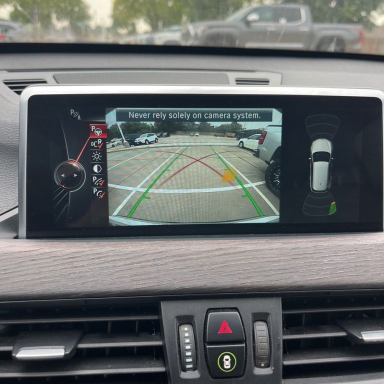 2017 BMW X1 Image 16