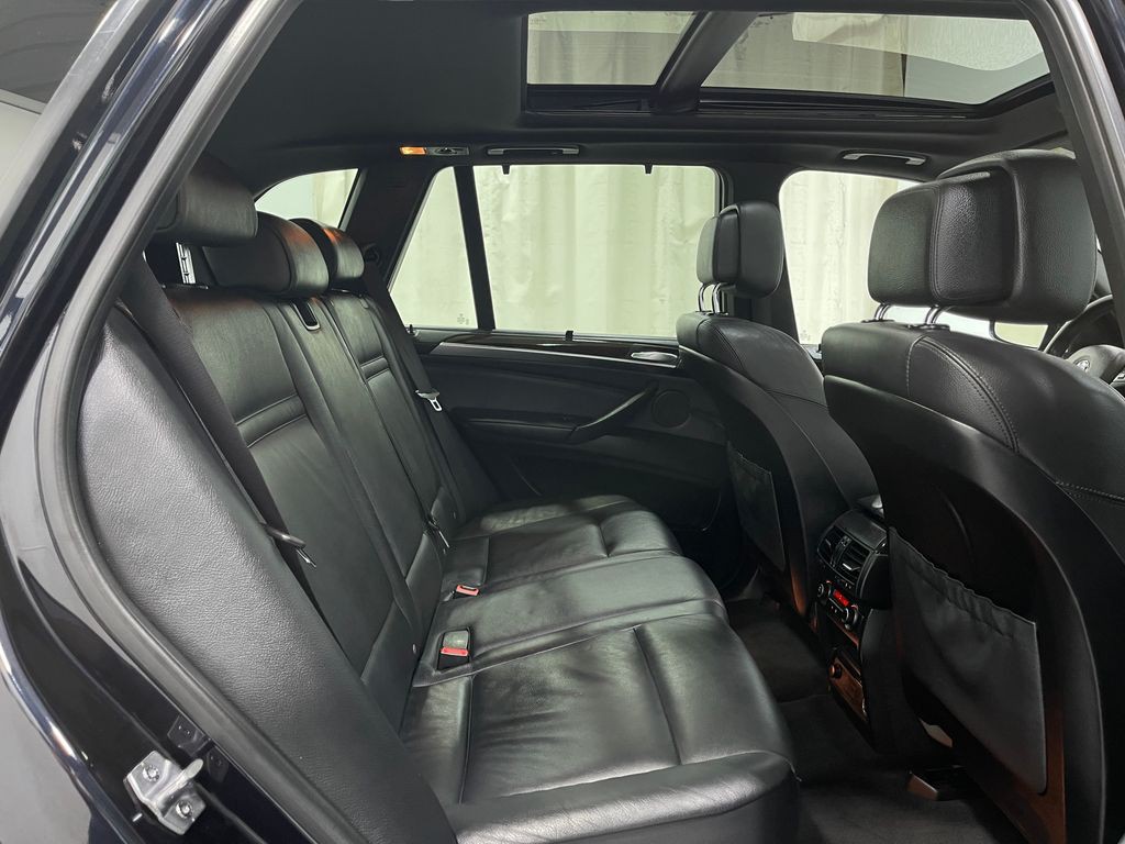 2013 BMW X5 Image 30
