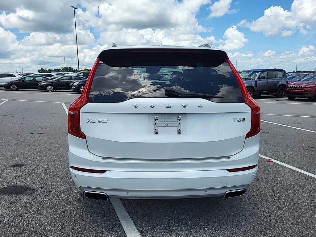 2017 Volvo XC90 Image 5