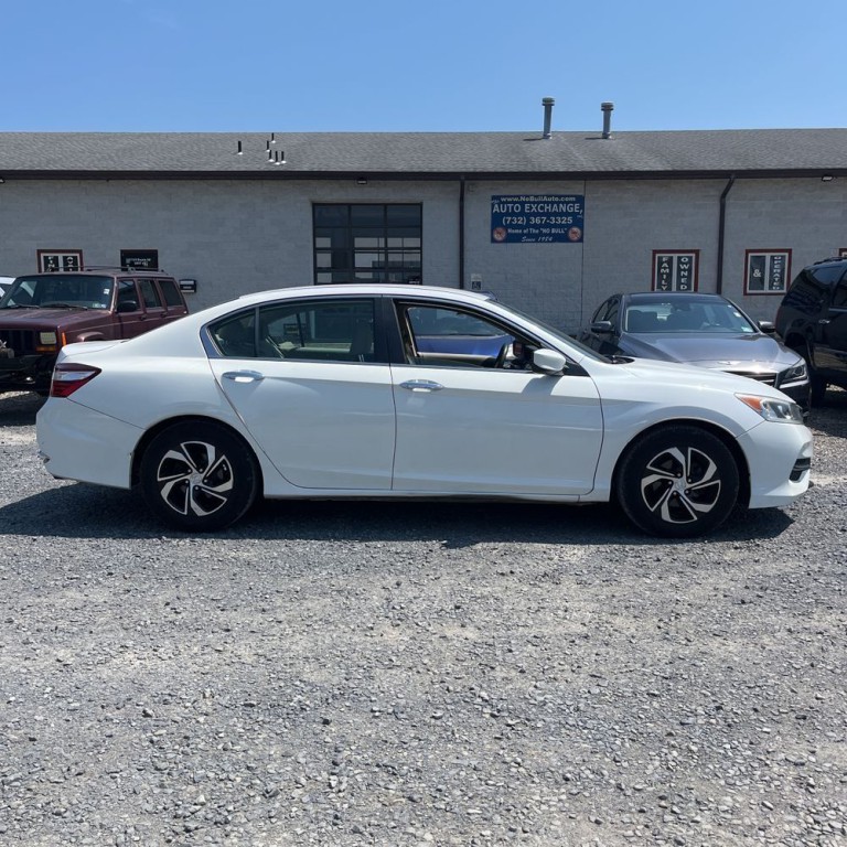 2017 Honda Accord Image 4