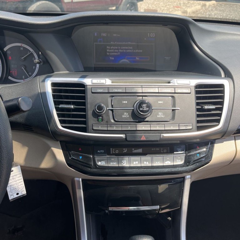 2017 Honda Accord Image 14
