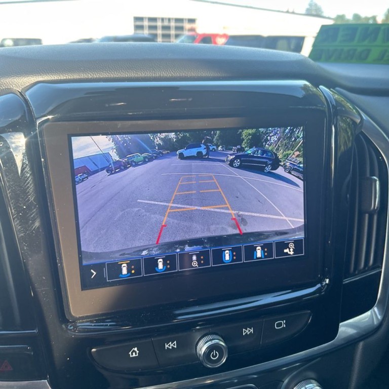 2020 Chevrolet Traverse Image 15