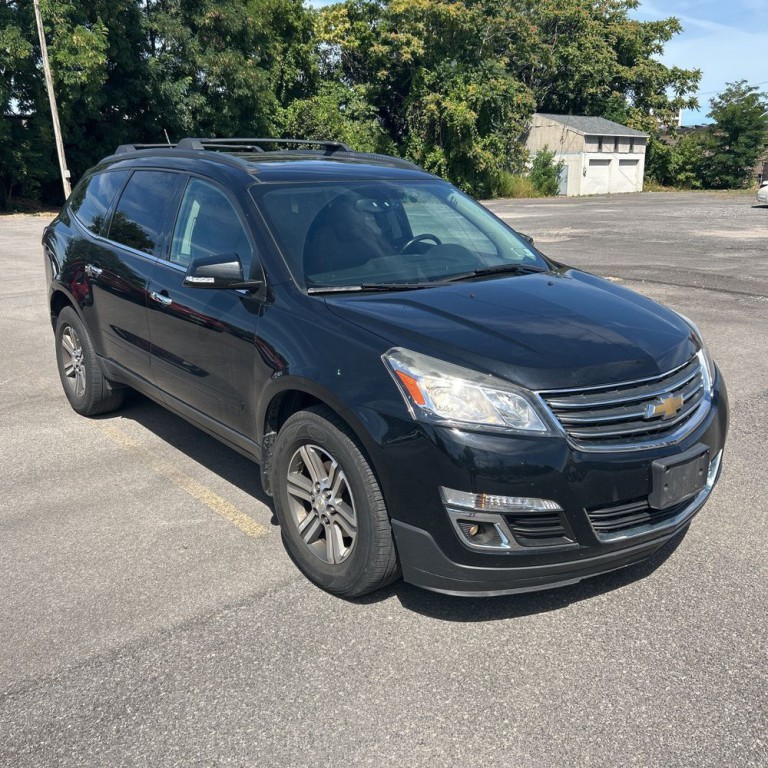 2017 Chevrolet Traverse Image 1