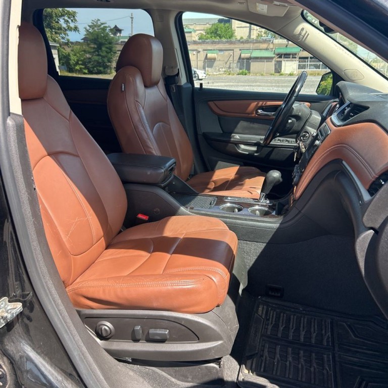 2017 Chevrolet Traverse Image 10