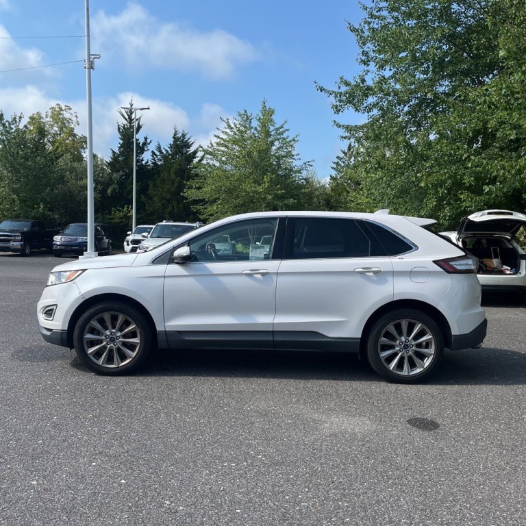 2017 Ford Edge Image 5