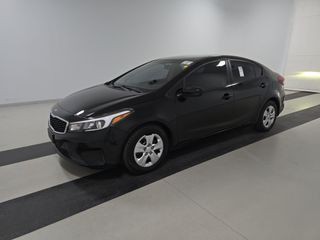 2017 Kia Forte Image 3