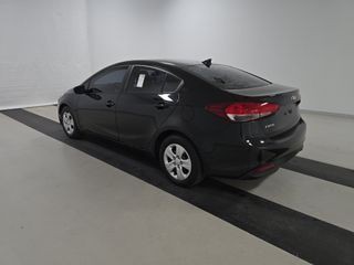 2017 Kia Forte Image 6