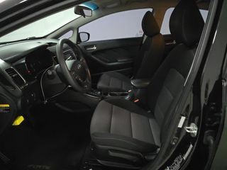 2017 Kia Forte Image 7
