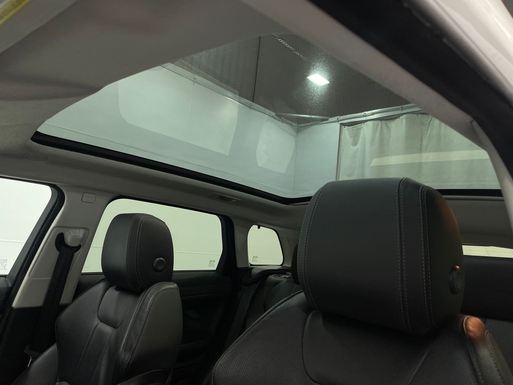 2018 Land Rover Range Rover Evoque Image 12