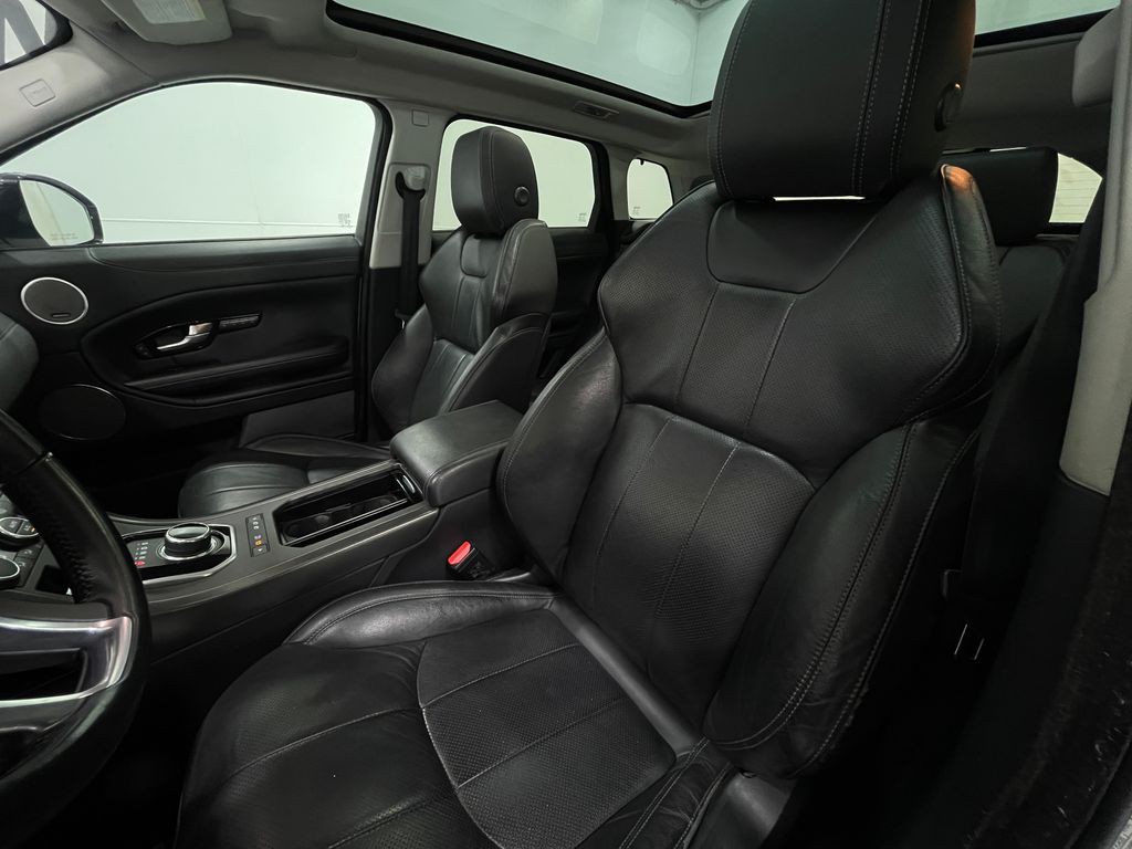 2018 Land Rover Range Rover Evoque Image 14