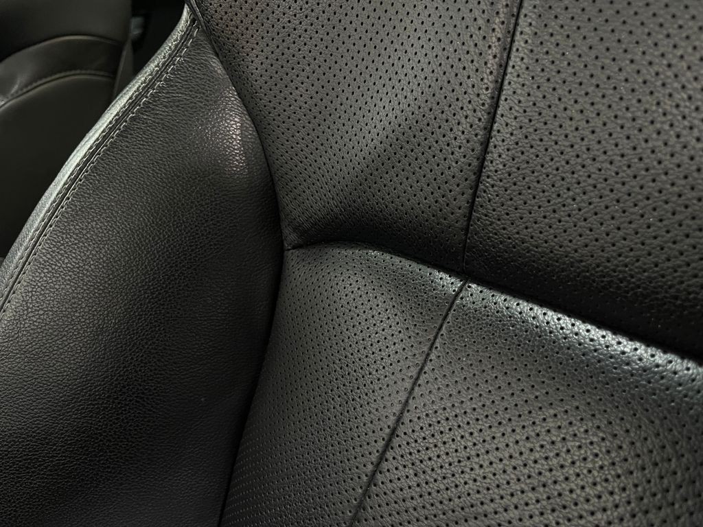 2018 Land Rover Range Rover Evoque Image 18