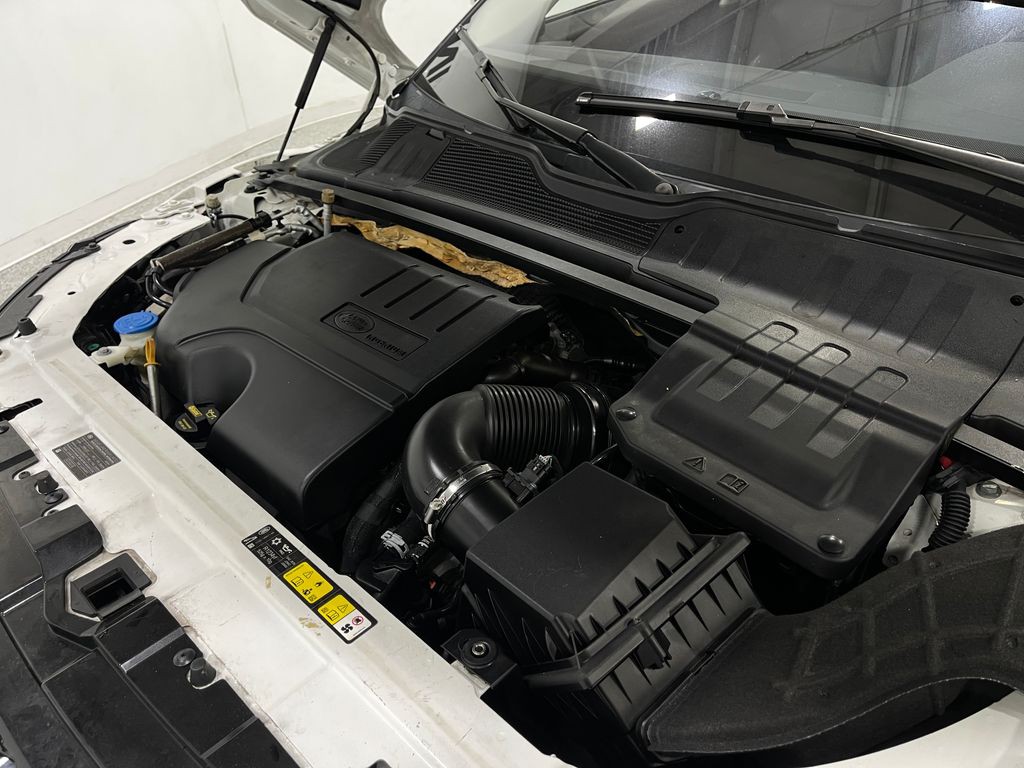 2018 Land Rover Range Rover Evoque Image 28