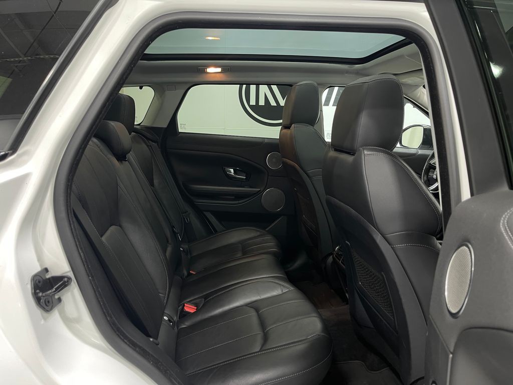 2018 Land Rover Range Rover Evoque Image 31