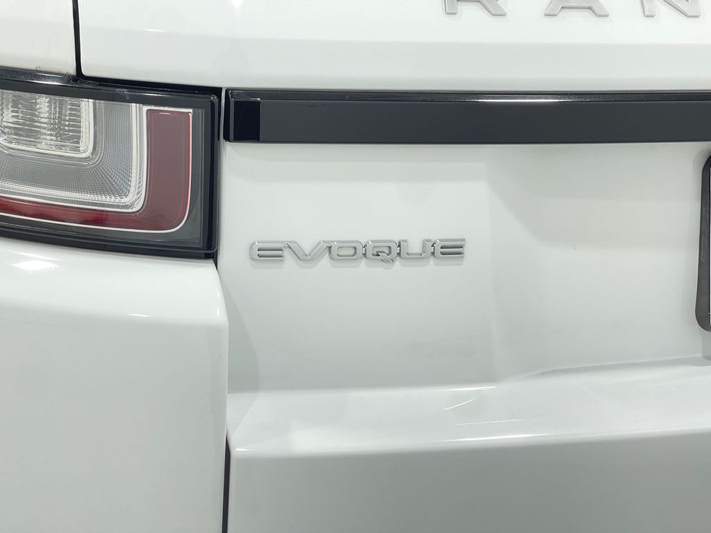 2018 Land Rover Range Rover Evoque Image 37