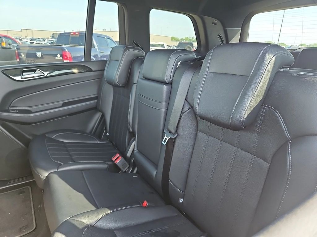 2018 Mercedes-Benz GLS-Class Image 12