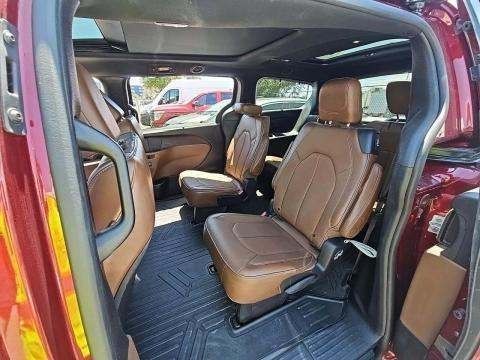 2020 Chrysler Pacifica Image 10