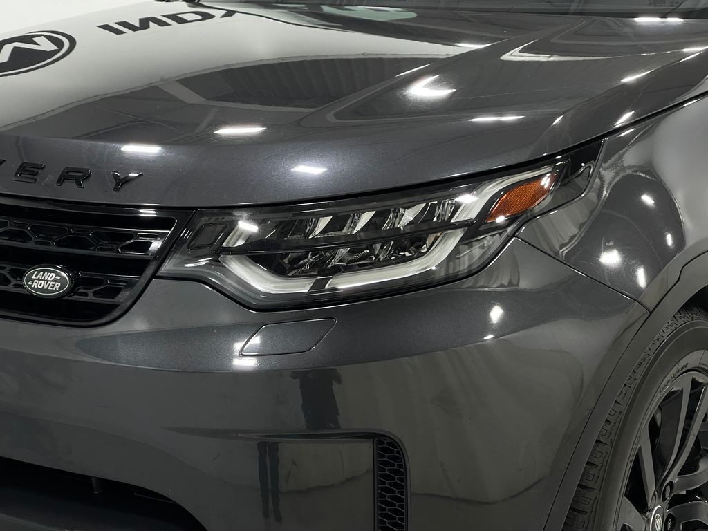 2020 Land Rover Discovery Image 36