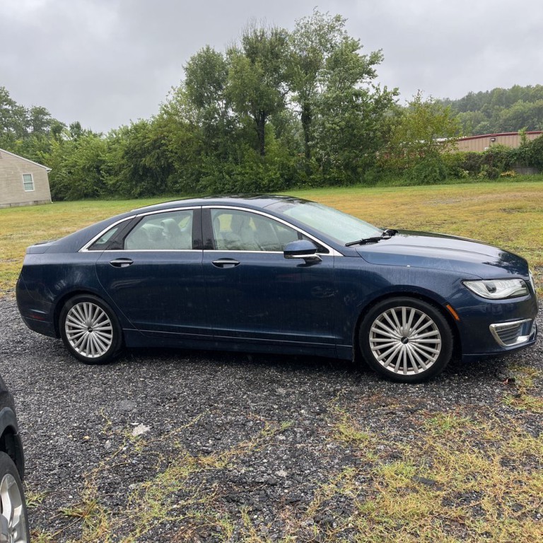 2017 Lincoln MKZ Image 4
