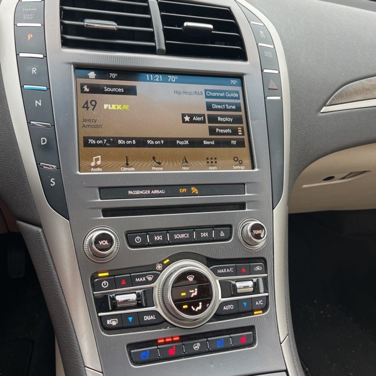 2017 Lincoln MKZ Image 14