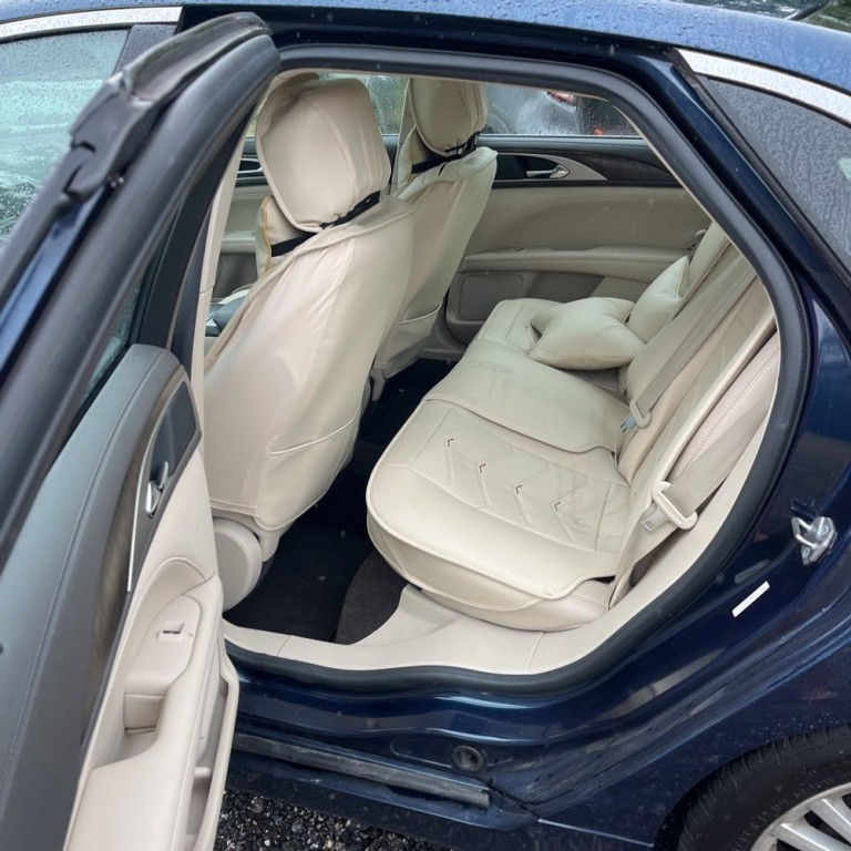 2017 Lincoln MKZ Image 20