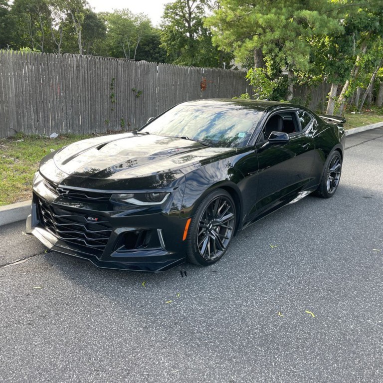 2017 Chevrolet Camaro Image 3