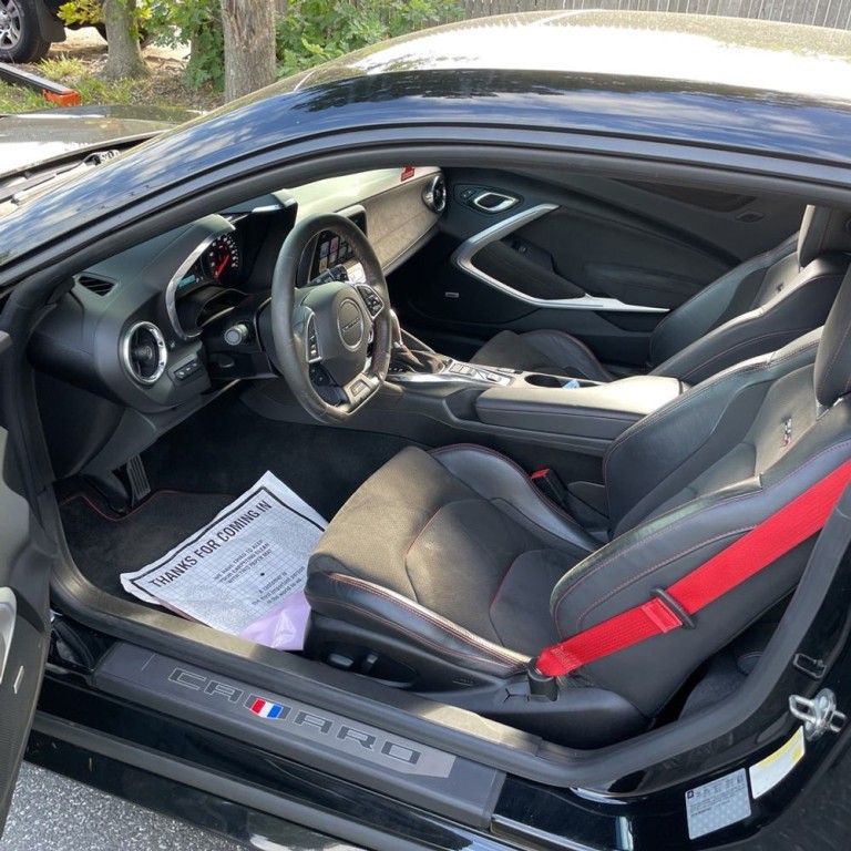 2017 Chevrolet Camaro Image 7