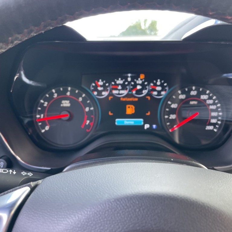 2017 Chevrolet Camaro Image 9