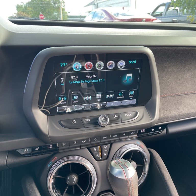 2017 Chevrolet Camaro Image 11