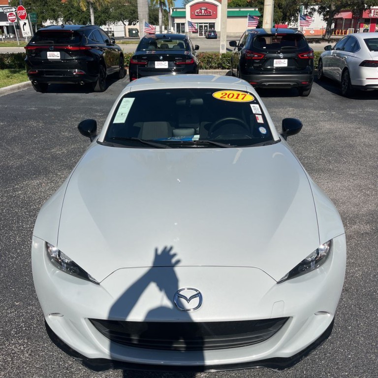2017 Mazda MX-5 Miata Image 2