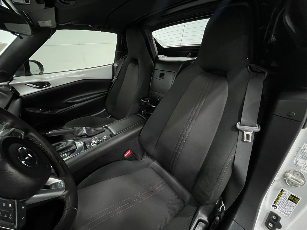 2017 Mazda MX-5 Miata Image 11