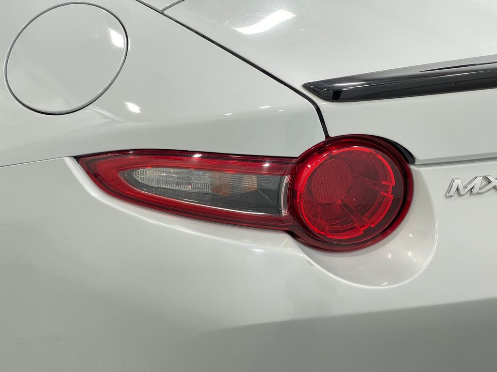2017 Mazda MX-5 Miata Image 29