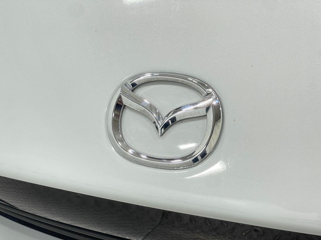 2017 Mazda MX-5 Miata Image 33