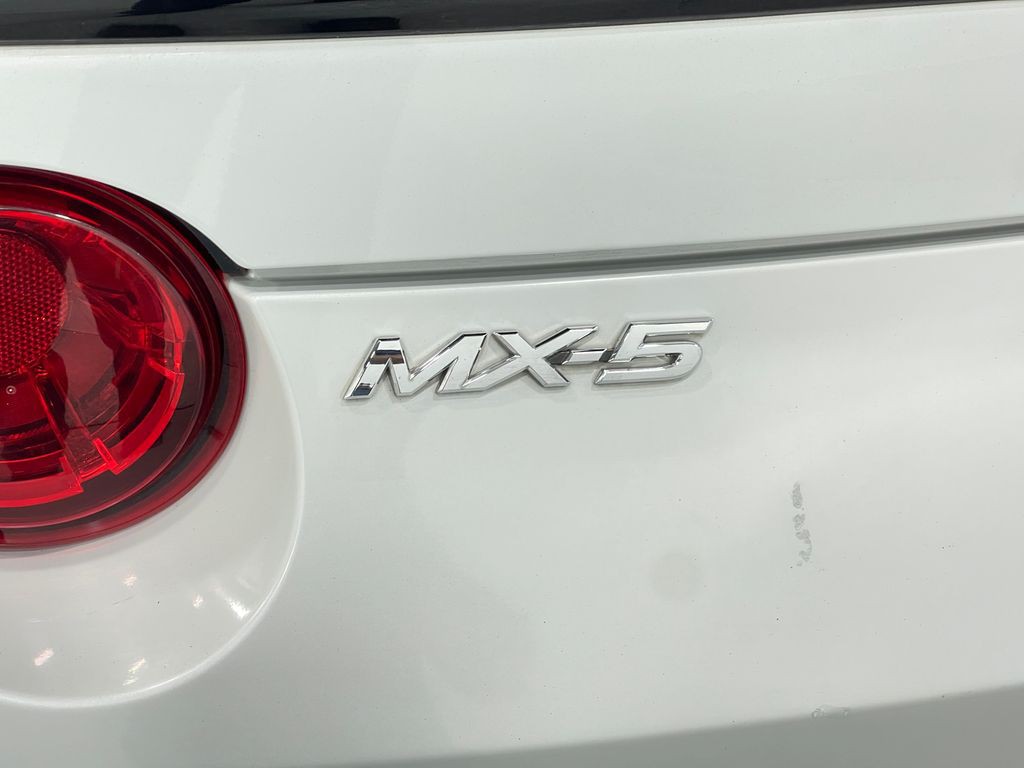 2017 Mazda MX-5 Miata Image 34