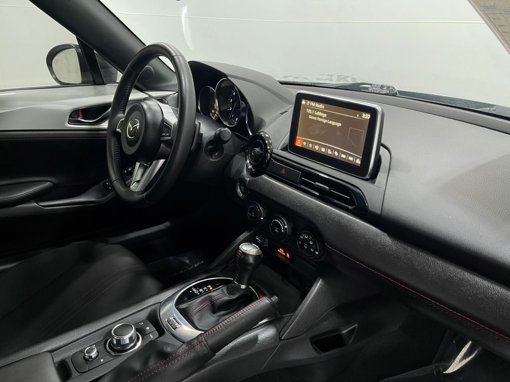 2017 Mazda MX-5 Miata Image 17