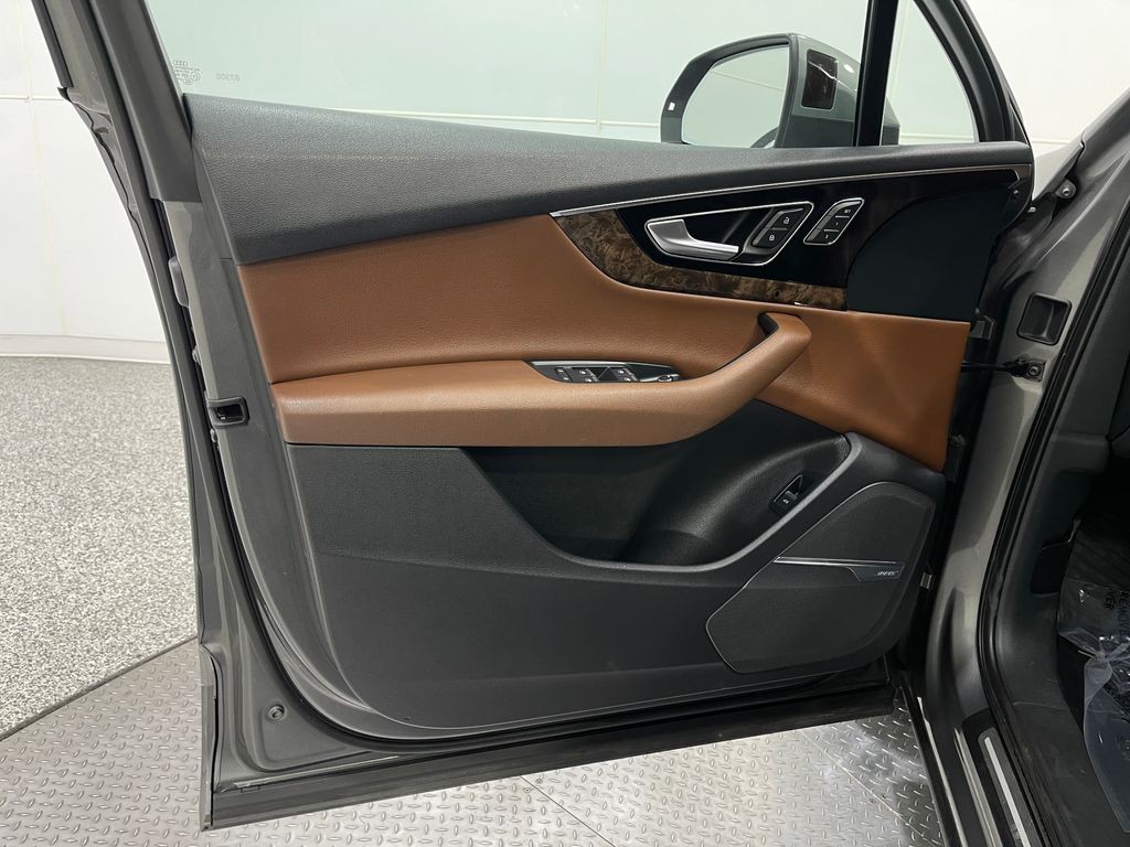 2018 Audi Q7 Image 15