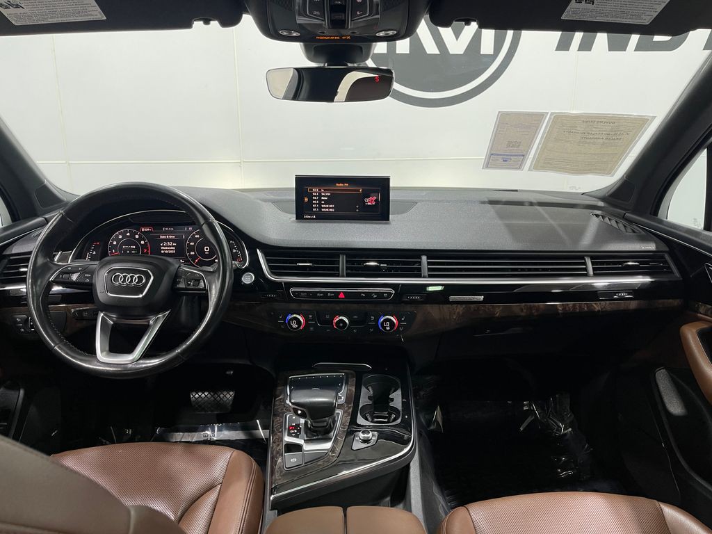 2018 Audi Q7 Image 19