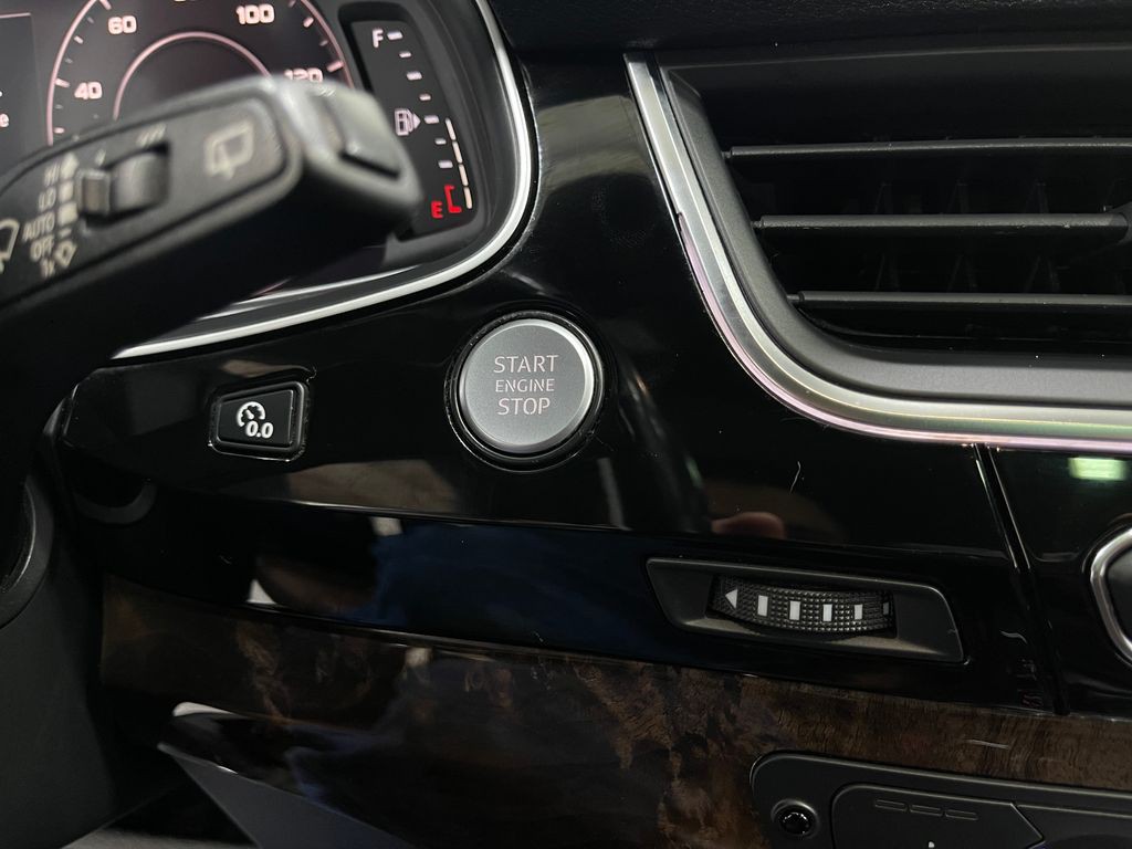 2018 Audi Q7 Image 21
