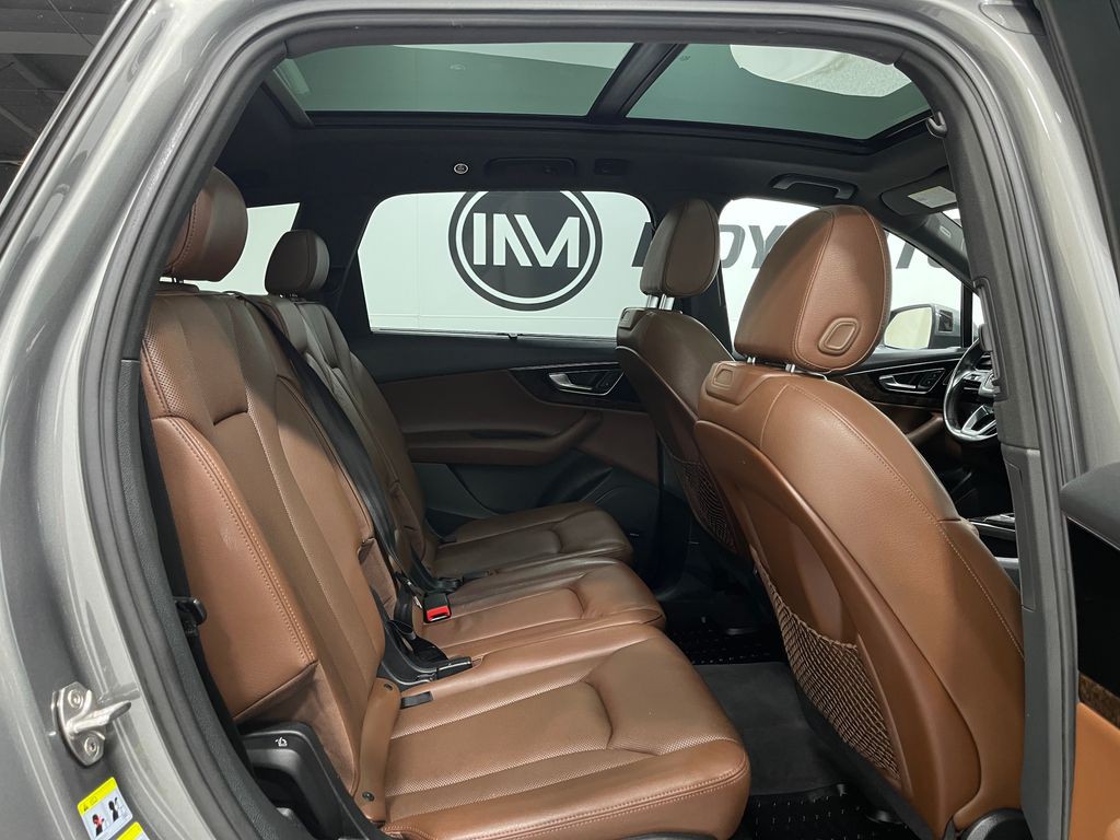 2018 Audi Q7 Image 33