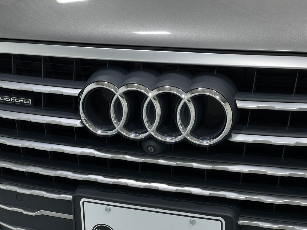 2018 Audi Q7 Image 40