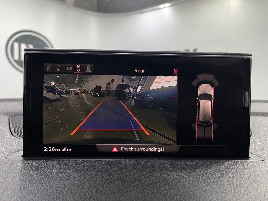 2018 Audi Q7 Image 11