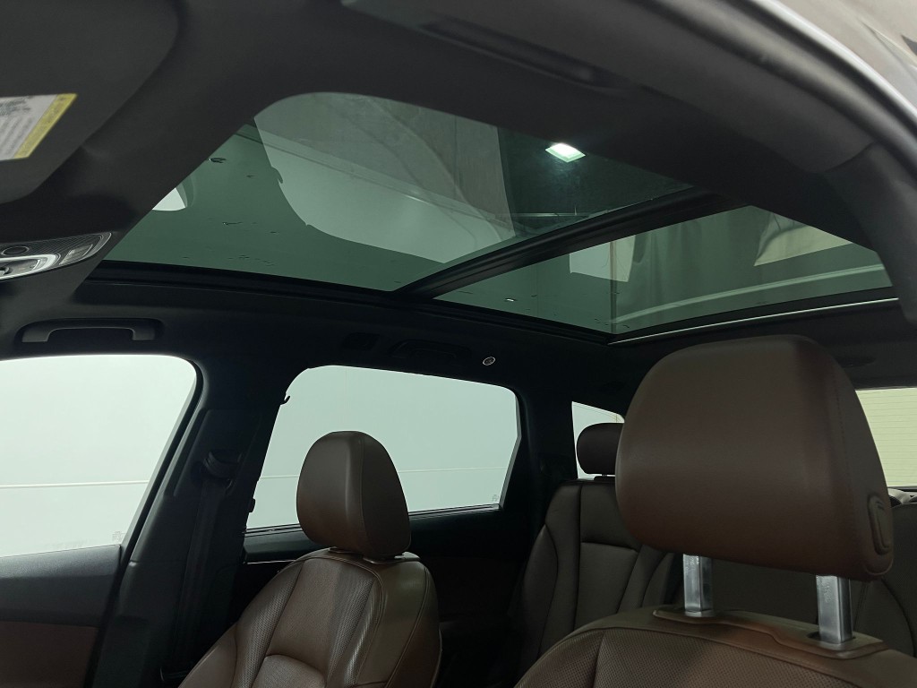 2018 Audi Q7 Image 12