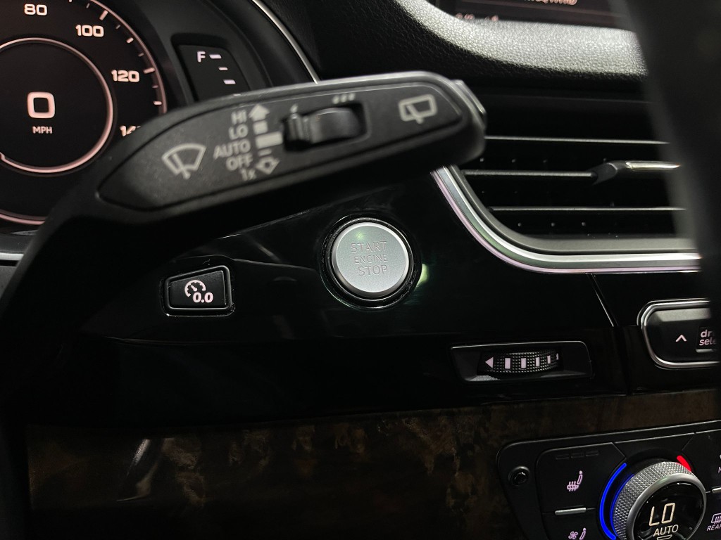 2018 Audi Q7 Image 21